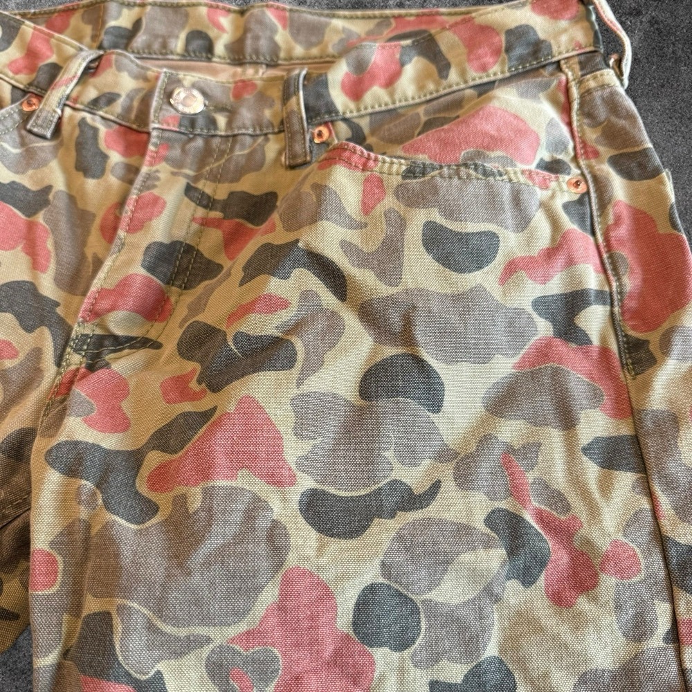 Levi's 504 Camo Shorts Mens 32 Regular Fit Orange Brown Camouflage Streetwear - Picture 6 of 6